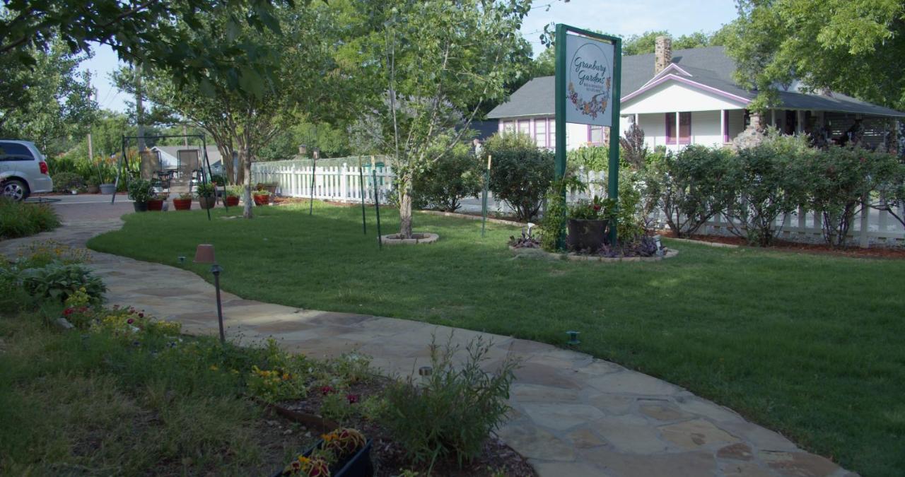 Granbury Gardens Bed And Breakfast المظهر الخارجي الصورة
