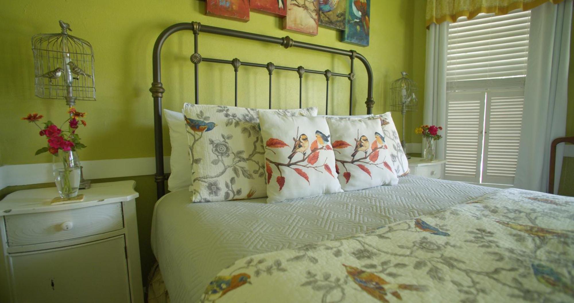Granbury Gardens Bed And Breakfast الغرفة الصورة